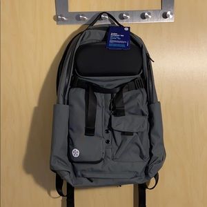 Bought as a gift, never ended up gifting it.